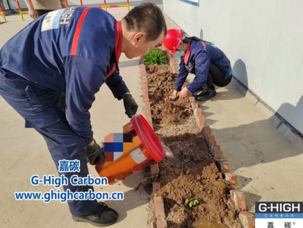 嘉碳春光里，花植新活力